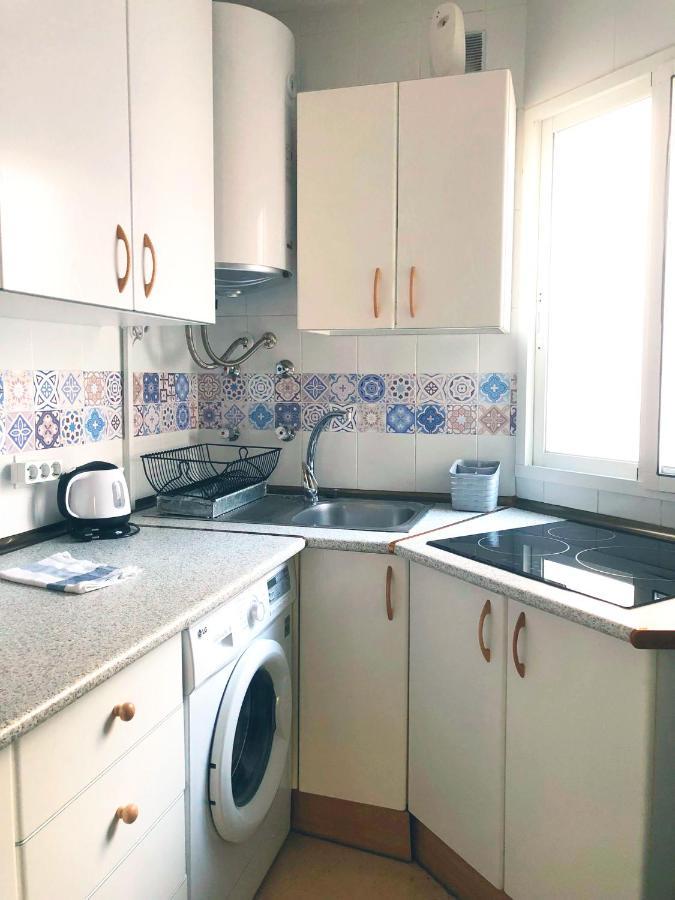Homely Malaga Goleta Luaran gambar